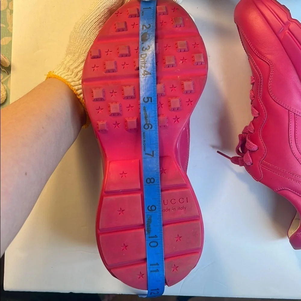 EUC 💓 Gucci Women’s Pink Sneakers – Size 40.5 (US 10.5) with Box